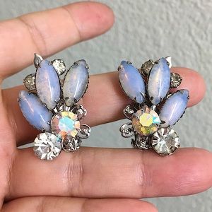 🖤NEW clip earrings